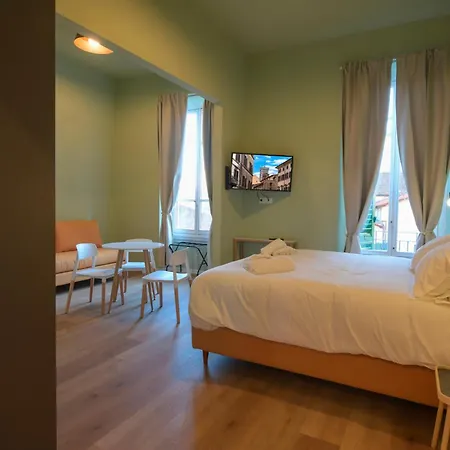 Oda ve Kahvaltı Magnolia *