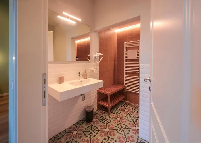 Magnolia 3*